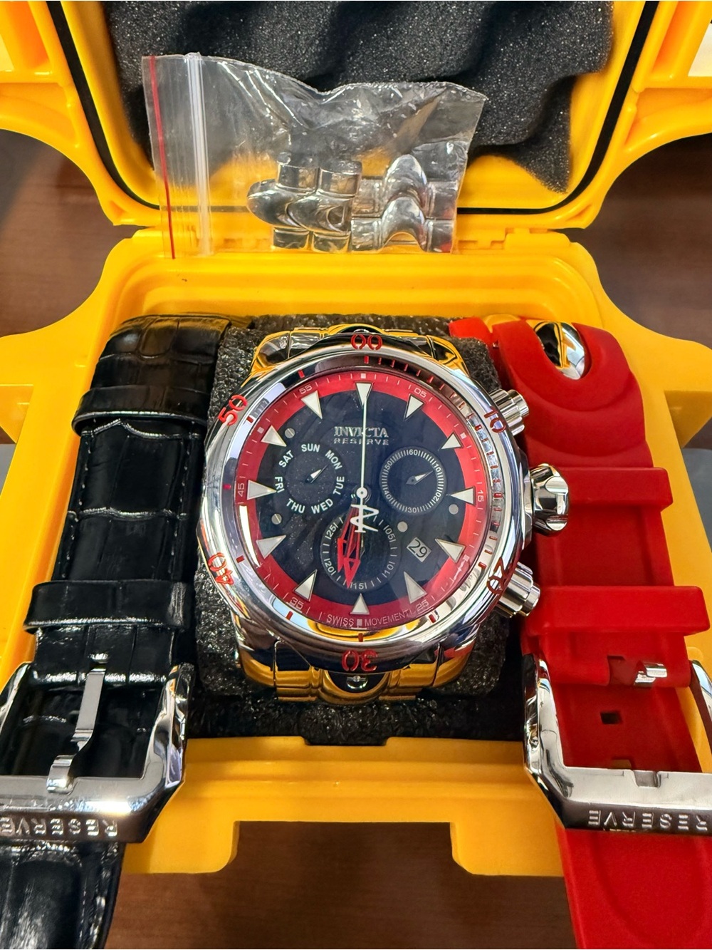 Invicta Reserve Venom Platinum Label Limited Edition 32945 Swiss Watch 473/500